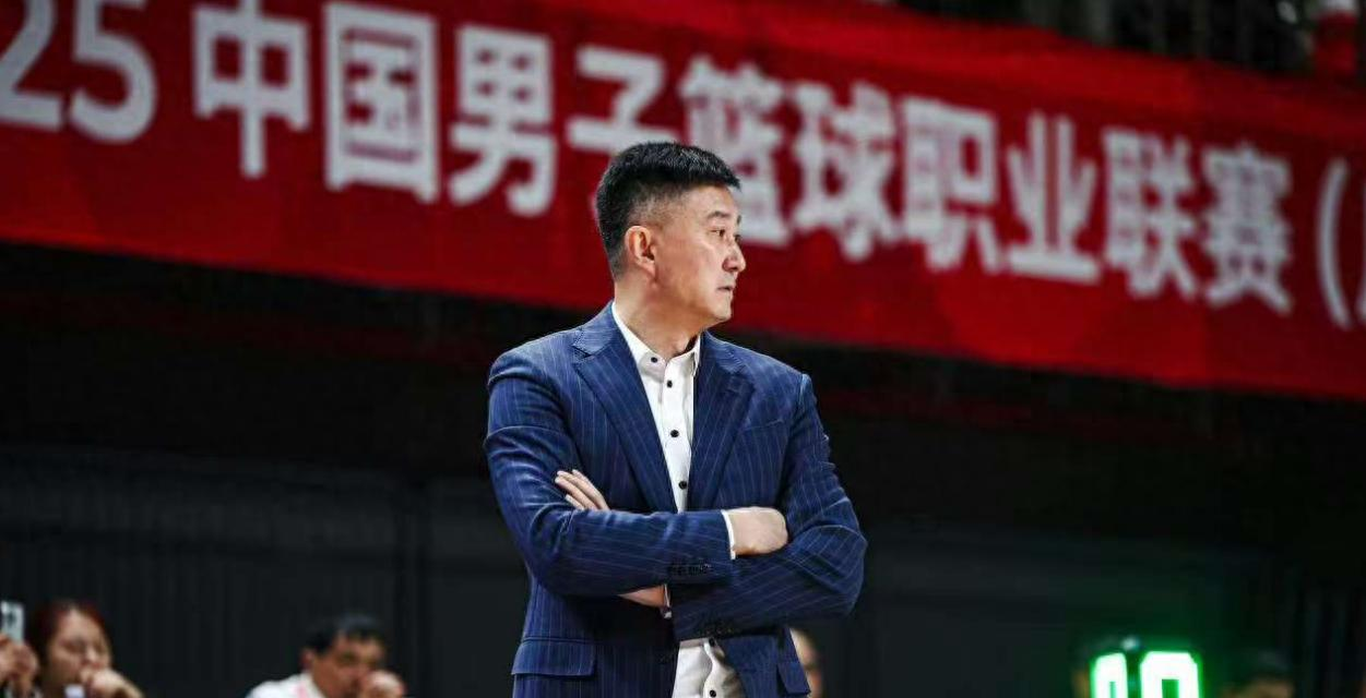 yy易游关于NBA季后赛冲刺阶段走向成谜，广东宏远篮板制胜，管理层满意，细节决定成败的信息